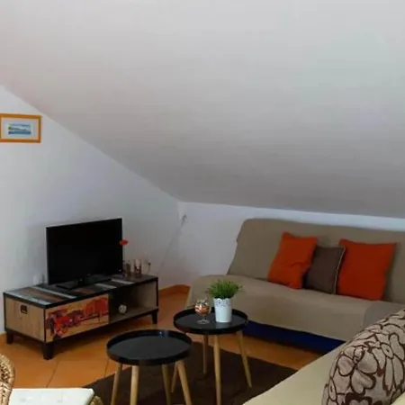 Lara Rab - Two Bedroom With Loggia Apartamento